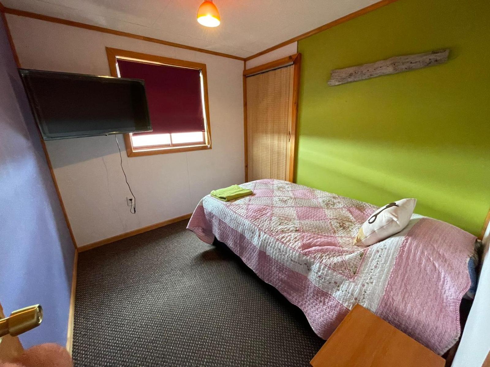 Posada De Los Gatos Bed & Breakfast Puerto Natales Luaran gambar